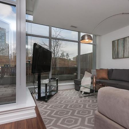 Applewood Suites - Condo Townhome Toronto Exterior photo